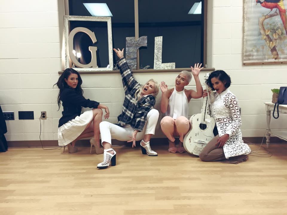 984298_910741025656365_3211175604025318922_n[1]